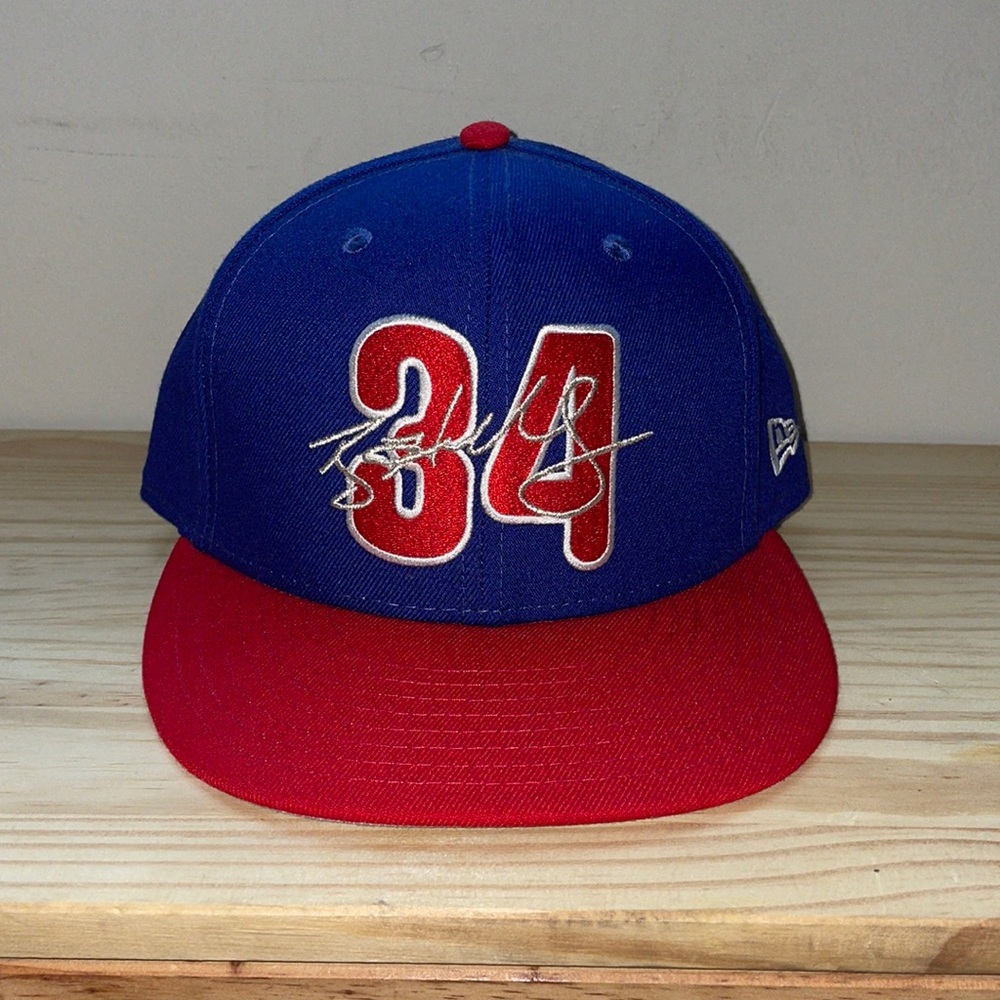 Official Collectable Roy Halladay Signature LE Hat